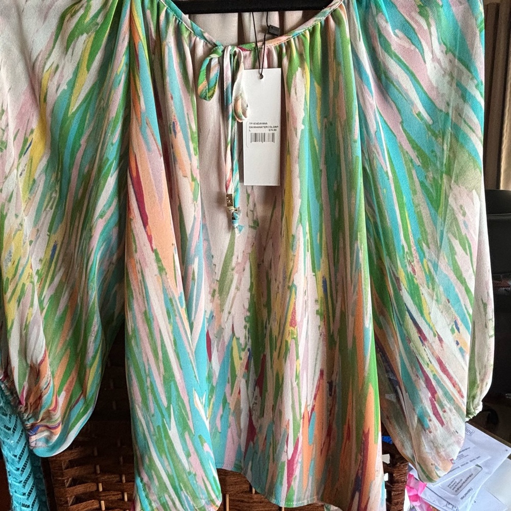 Veronica M Multicolor Abstract Top